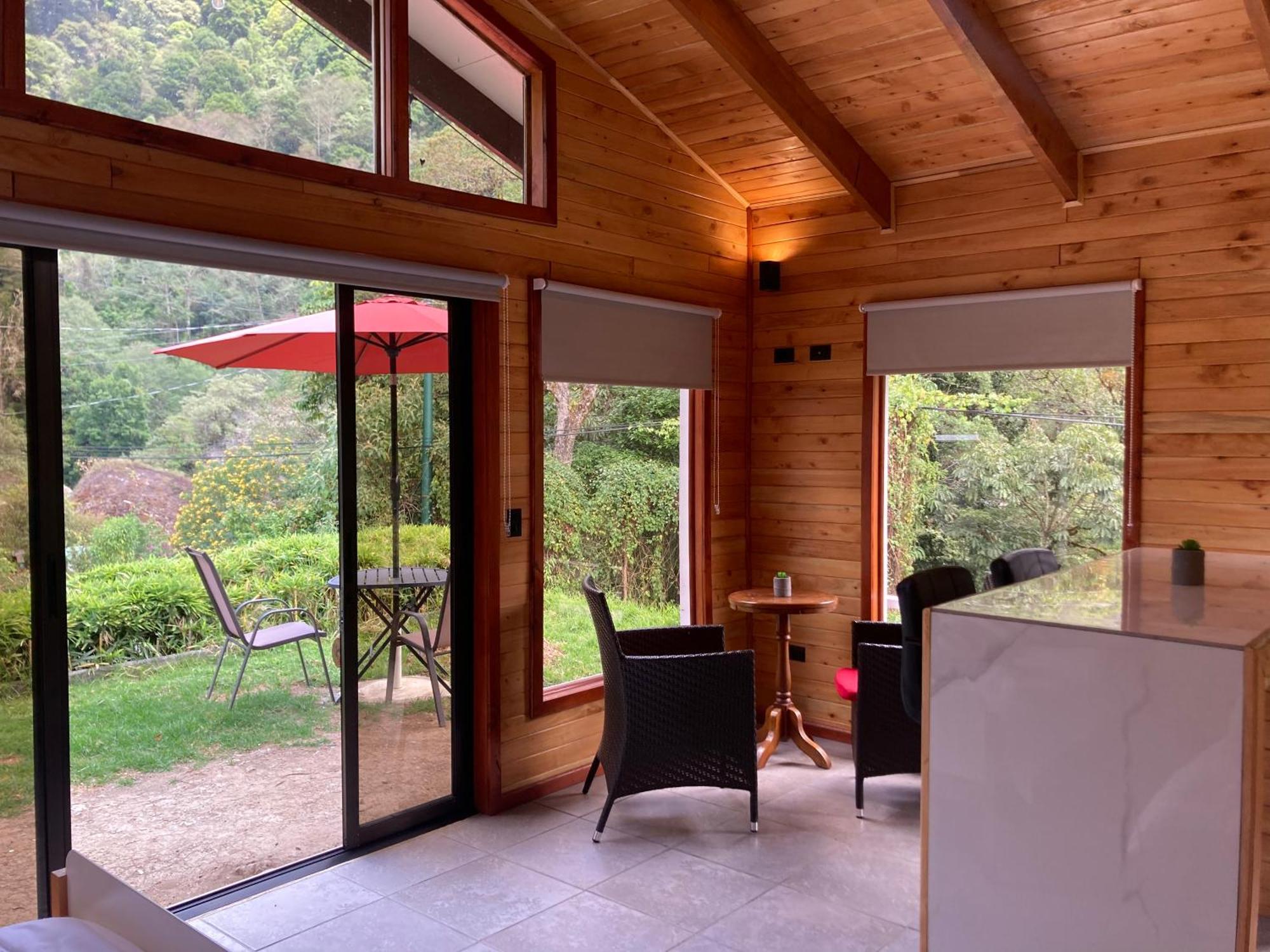 Los Lagos Lodge Сан Херардо де Дота Екстериор снимка