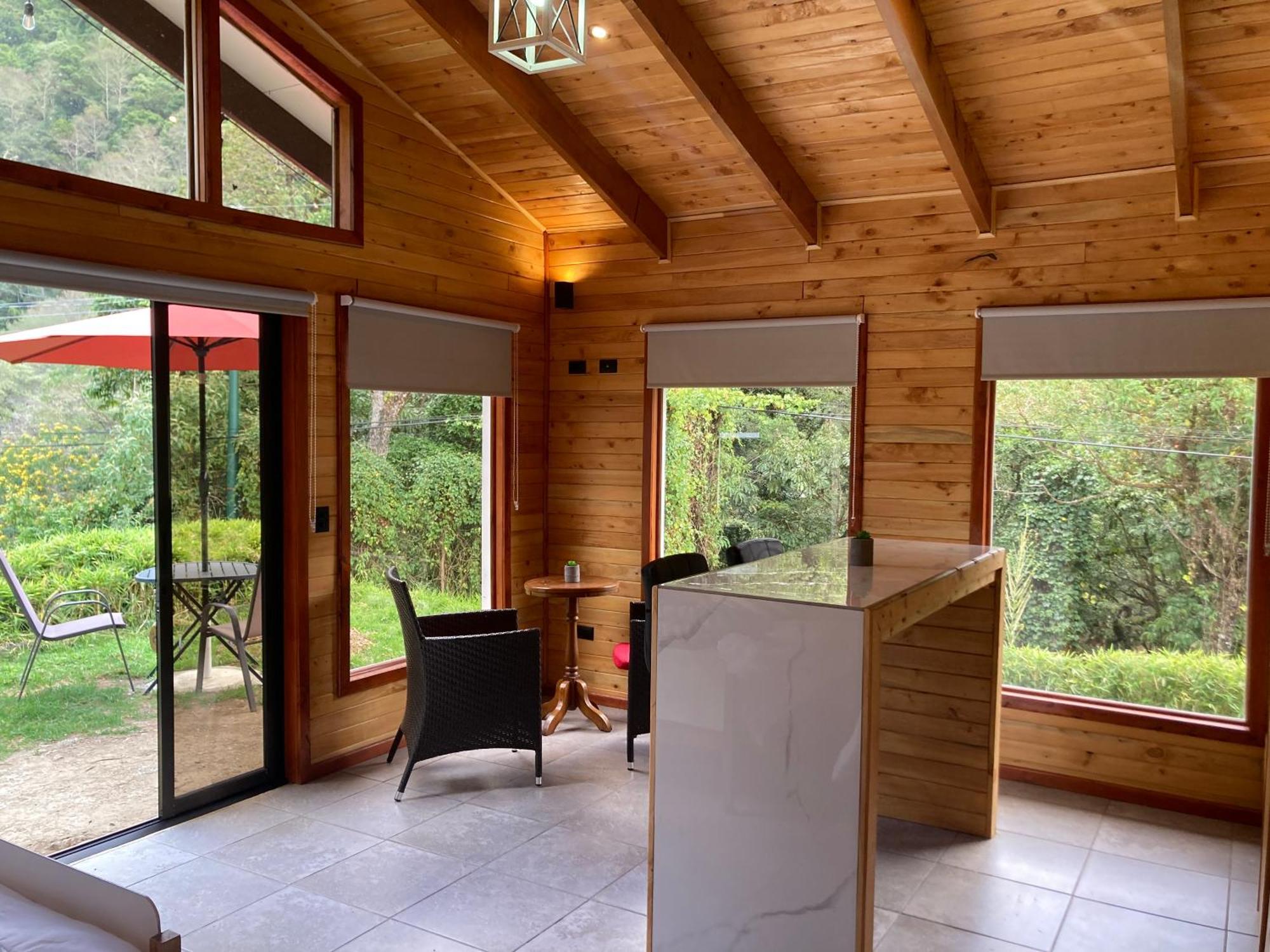 Los Lagos Lodge Сан Херардо де Дота Екстериор снимка